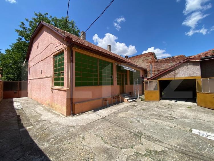 Casă individuală cu 7 camere cu Canalizare în Iosefin