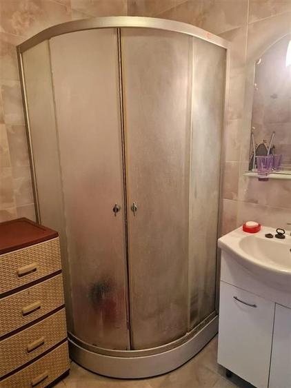 Apartament cu 3 camere decomandat, mobilat în Prelungirea Ghencea