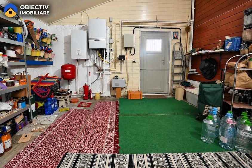 Casa din lemn P+M 191 mp, teren 2.199 mp, Almas - Garcina, zona retrasa - 18