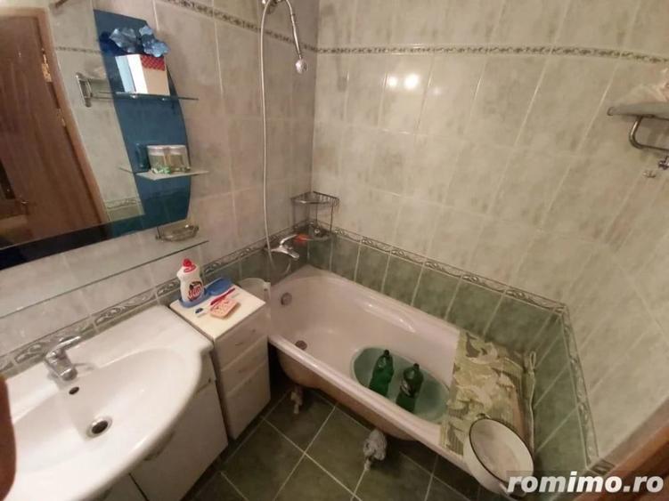 Apartament cu 2 camere decomandat în Romană