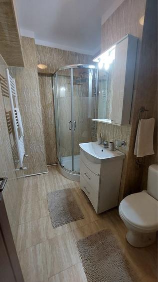 Garsonieră decomandată în Central