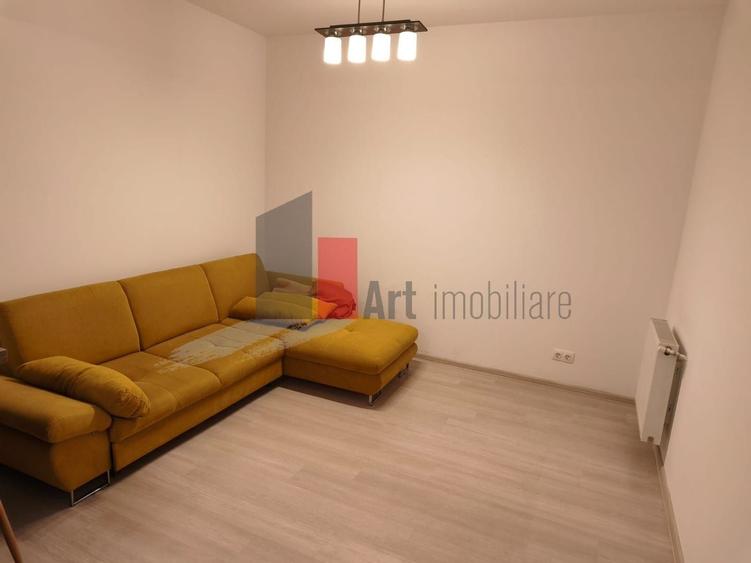 Apartament cu 2 camere semidecomandat, mobilat în Metalurgiei