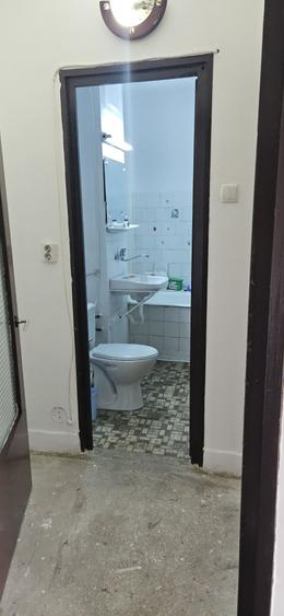 Apartament cu 2 camere semidecomandat în Exterior Vest