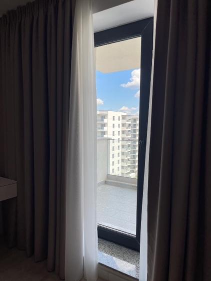 Apartament cu 2 camere semidecomandat, mobilat în Băneasa