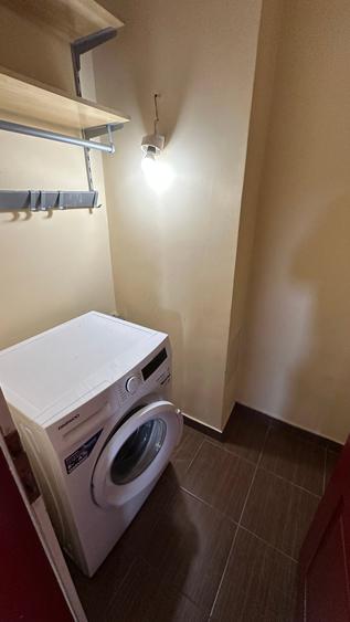 Apartament cu 3 camere semidecomandat în Mărăști