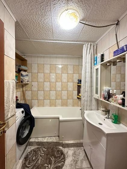 Apartament cu 3 camere decomandat, mobilat în Cornetu