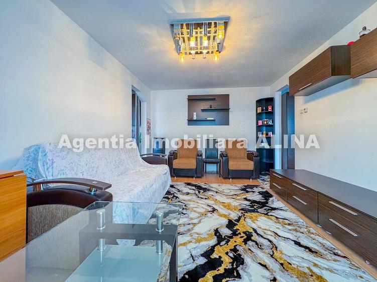 Apartament cu 3 camere semidecomandat în Micro 15