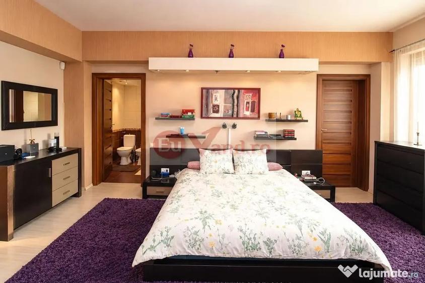 Casă cu 5 camere cu Teren 436 Mp în Micro 17