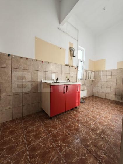 Cladire istorica, 175mp-5 camere, etaj 1,  1538Euro/ mp ,  zona Sinaia - 6