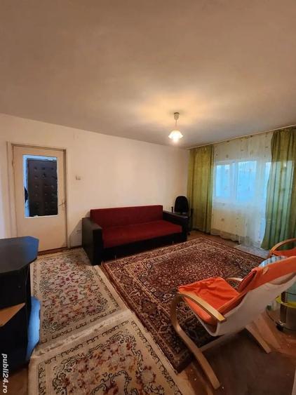 Apartament cu 2 camere semidecomandat, mobilat în Girocului