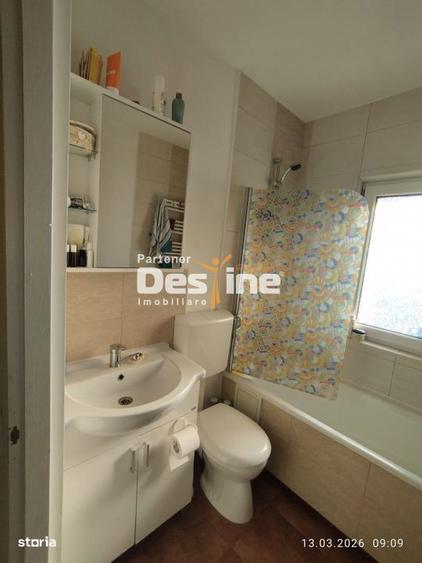 Apartament cu 3 camere, mobilat în Central — fotografia 1