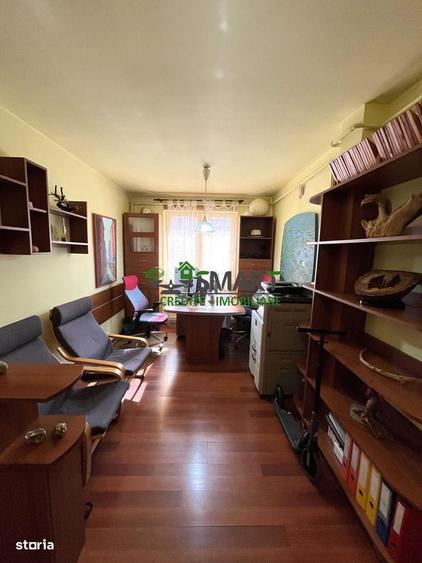 Apartament cu 3 camere în Central