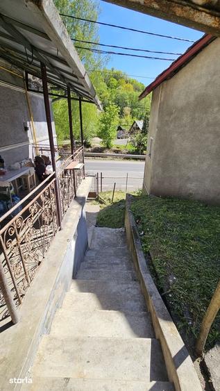 Casă cu 2 camere cu Teren 274 Mp în Central