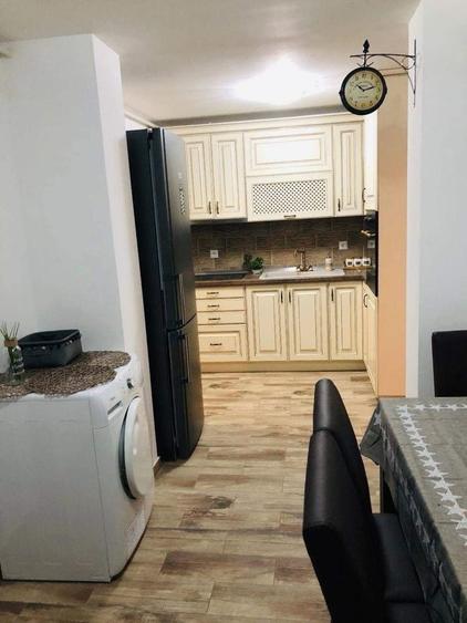 Apartament cu 2 camere decomandat în Cetate