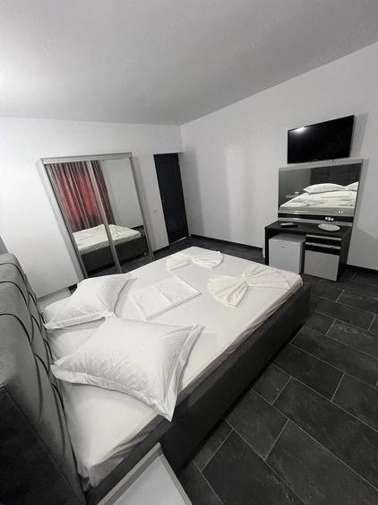 Casă cu 6 camere cu Teren 350 Mp în Central