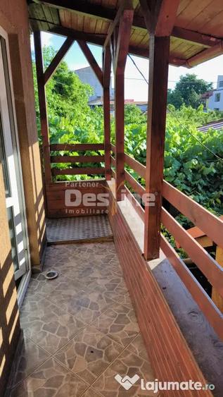 Casă cu 5 camere cu Teren 240 Mp în 16 Februarie