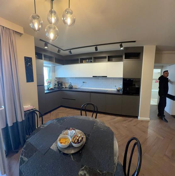 Apartament cu 2 camere decomandat, mobilat în Bogdan Vodă