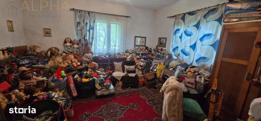 Casă cu 5 camere cu Teren 2320 Mp în Galații Bistriței