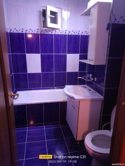 Apartament cu 3 camere decomandat în Central