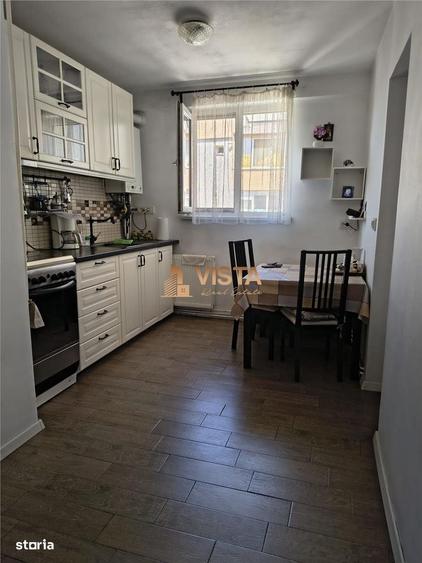 Apartament cu 3 camere în Planete