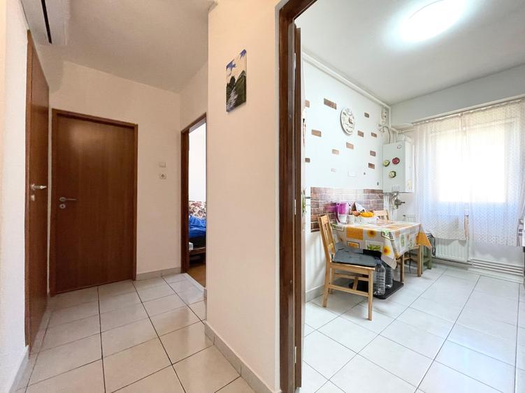 Apartament cu 2 camere decomandat, mobilat în Girocului
