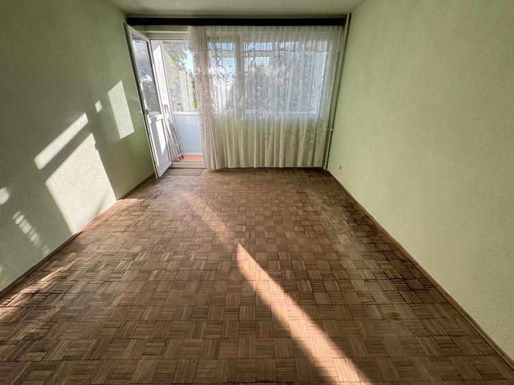 Apartament cu 2 camere decomandat în Eroii Revoluției