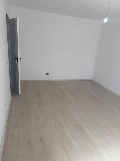 Apartament cu 2 camere decomandat în Mărăței
