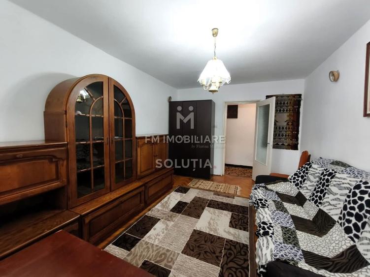 Apartament cu 3 camere decomandat în Decebal