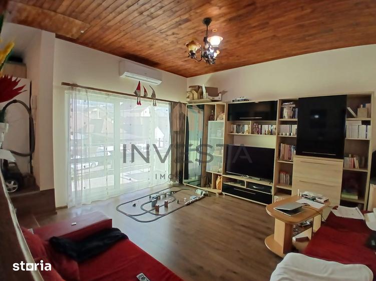 Casă cu 8 camere cu Teren 310 Mp în Gheorgheni