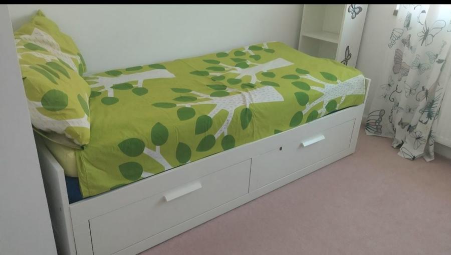 Casă cu 4 camere cu Teren 100 Mp în Central