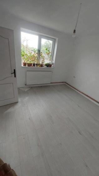 Casă cu Teren 690 Mp în Central