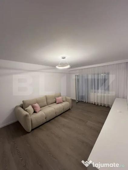 Apartament 3 camere, decomandat, parcare, zona UMF - 2