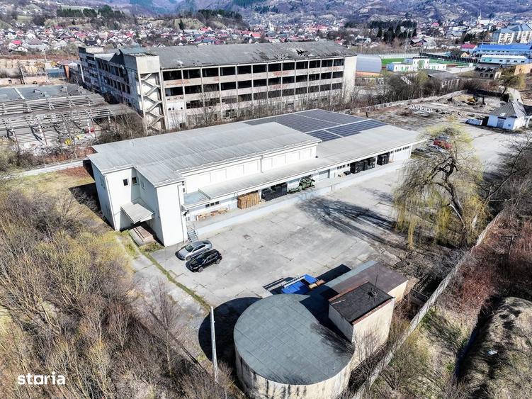 Spațiu comercial, de 2,581 mp, în Central