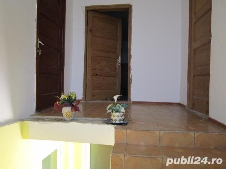 Casă cu 5 camere cu Teren 845 Mp în Căzănești