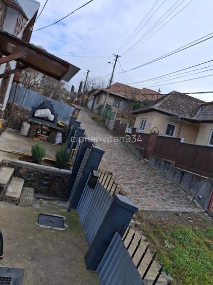 Casă cu 3 camere cu Teren 173 Mp în Ultracentral