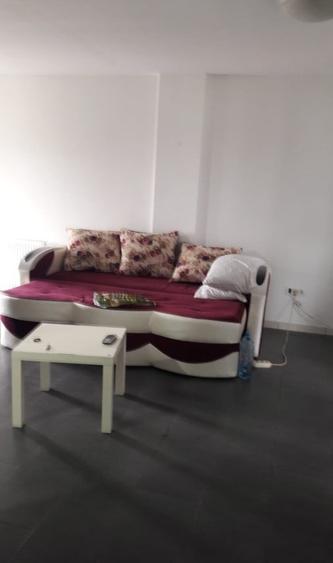 Garsonieră decomandată, mobilată în Gara de Nord