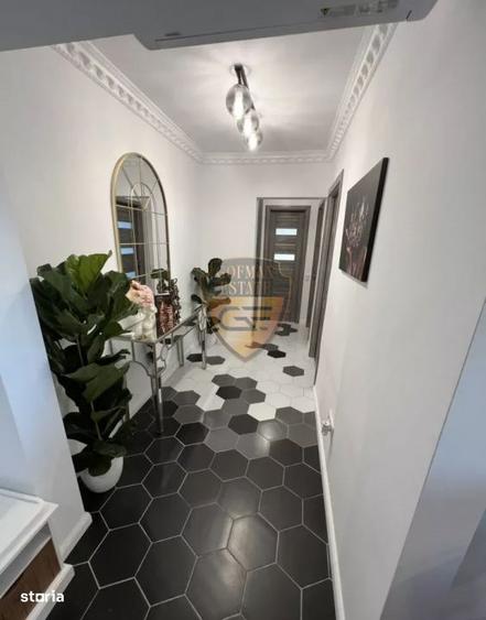 Apartament cu 3 camere decomandat, mobilat în Tomis III
