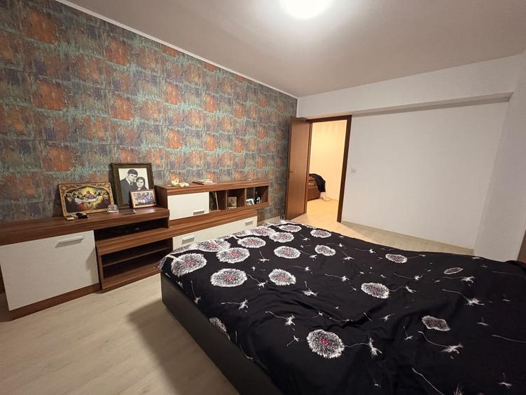 Apartament cu 2 camere în Splaiul Unirii