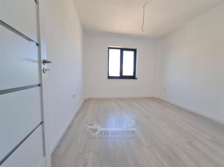 Apartament cu 3 camere decomandat în Popas Păcurari