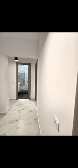 Apartament cu 3 camere decomandat în Titulescu