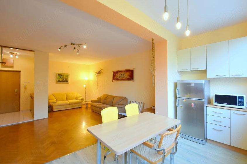 Apartament cu 2 camere decomandat în Neptun