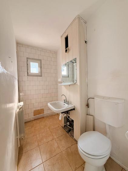 Apartament cu 4 camere decomandat în Frumoasa