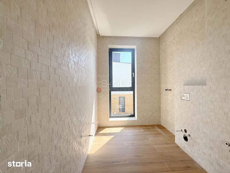 Casă cu 4 camere cu Teren 537 Mp în Central