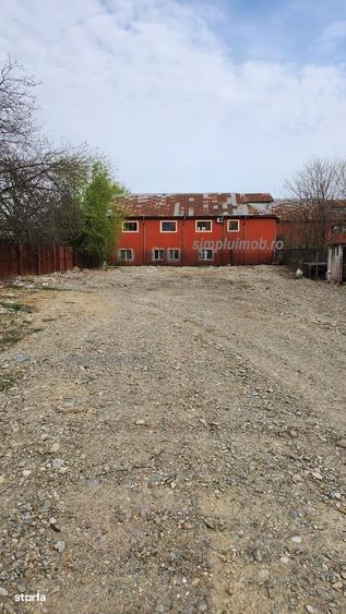 Spațiu comercial, în Uverturii