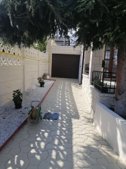 Casă cu 4 camere în Sud