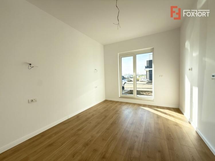Duplex cu 4 camere cu Teren 374 Mp în Covaci