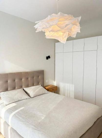 Apartament cu 2 camere semidecomandat, mobilat în Năvodari