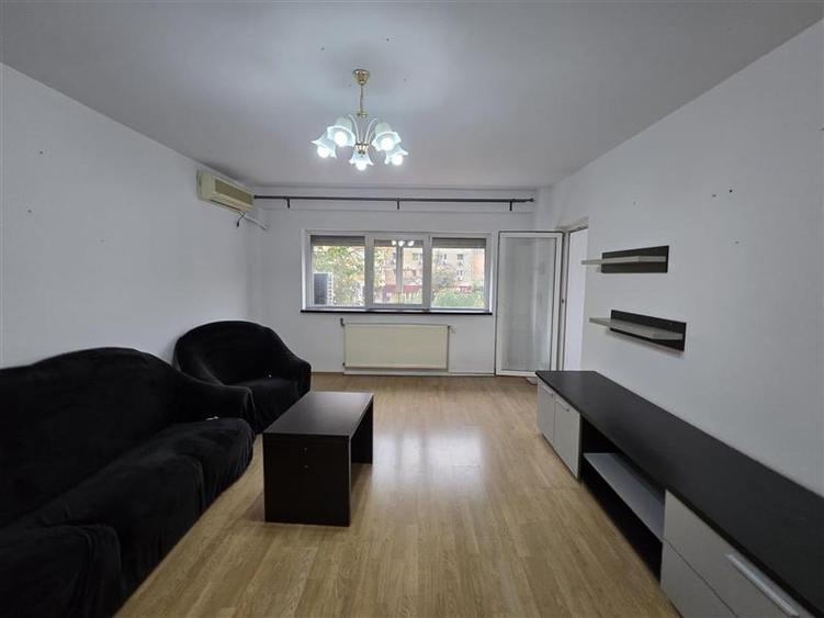 Apartament cu 4 camere decomandat în 13 Septembrie