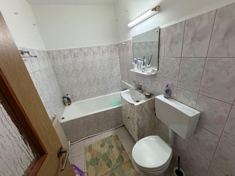 Garsonieră decomandată în Cetate