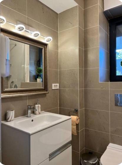 Apartament cu 2 camere decomandat, mobilat în Băneasa